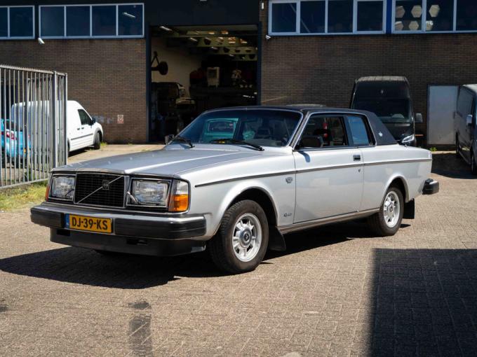 Volvo 262 C Bertone de 1979