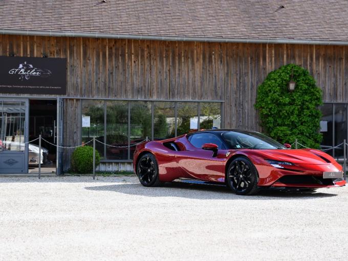 Ferrari SF 90 Peinture Atelier *Rosso Coburn*  de 2021