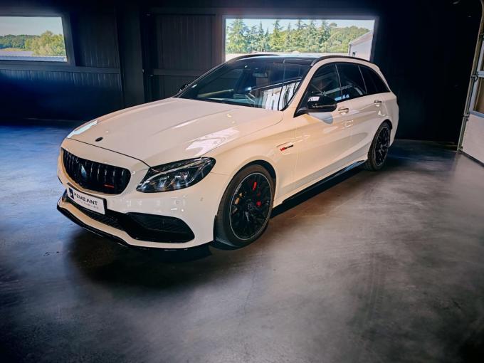 Mercedes-Benz AMG C 63 S – V8 Bi turbo – 510 ch  de 2015