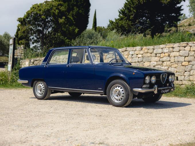 Alfa Roméo 2000 Berlina Tipo 105 de 1971