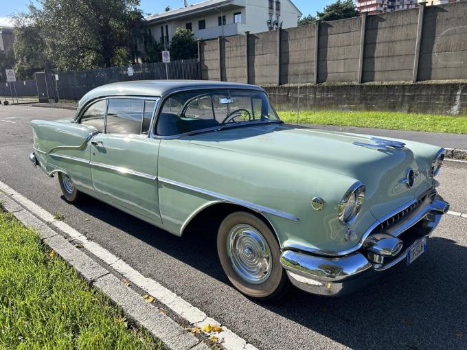 Oldsmobile 88 V8 Coupé de 1955