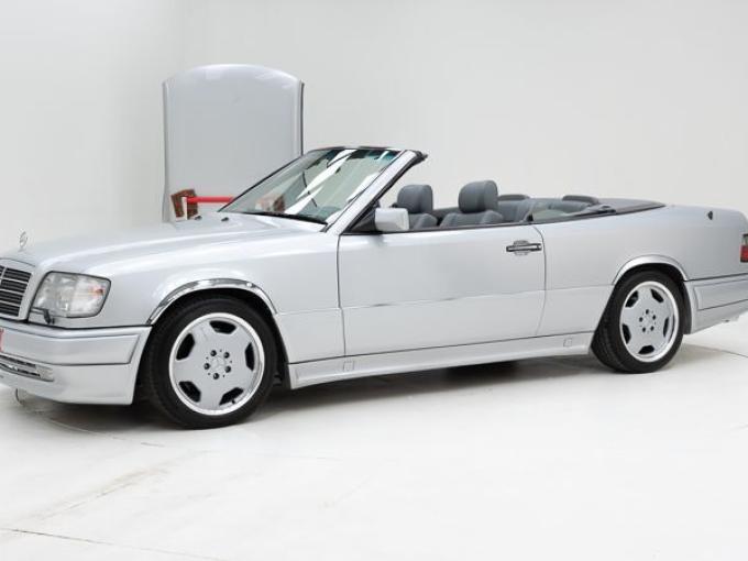 Mercedes-Benz E 36 AMG + Hardtop '95 CH22981 de 1995