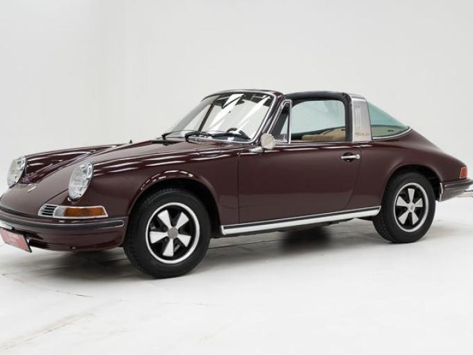 Porsche 911 2.2T Targa '71 CH12055 de 1971