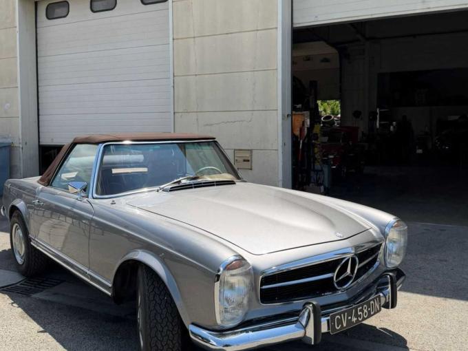 Mercedes-Benz SL 280 SL PAGODE de 1971