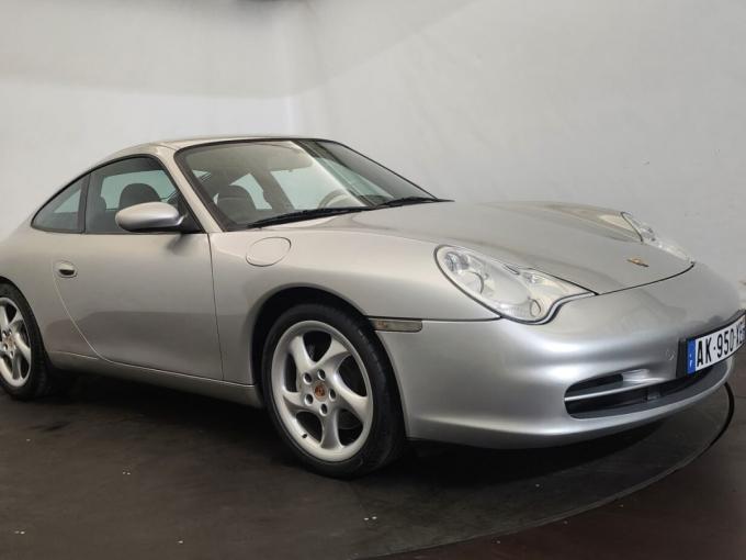 Porsche 996 Carrera 4 Tiptronic intégrale de 2004