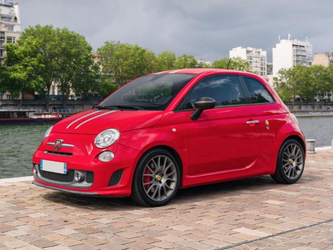 Fiat Abarth 695 Tributo Ferrari #0247 / 1199 de 2010