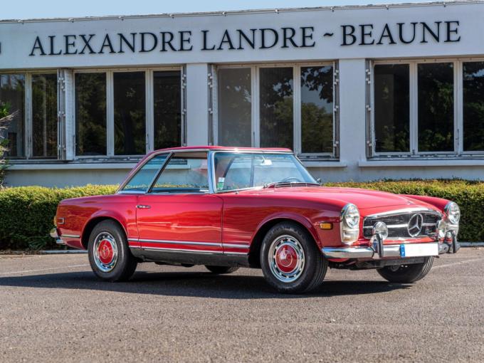 Mercedes-Benz SL 230 sl \\ de 1967
