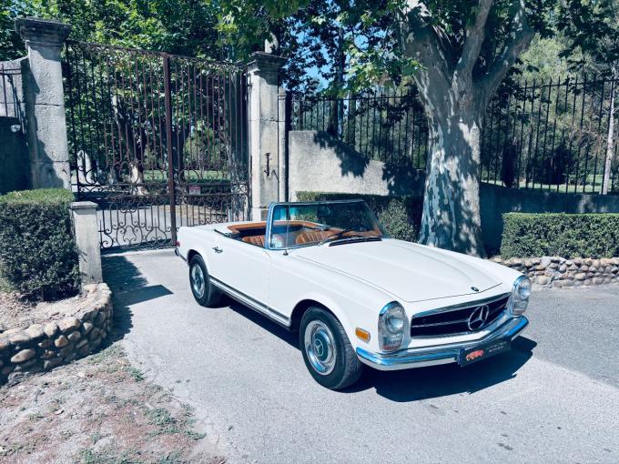 Mercedes-Benz SL Pagode 250 boite 5 de 1968