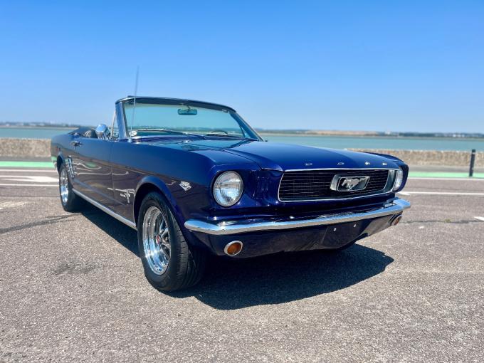 Ford Mustang 289 "Pony Luxury" de 1966