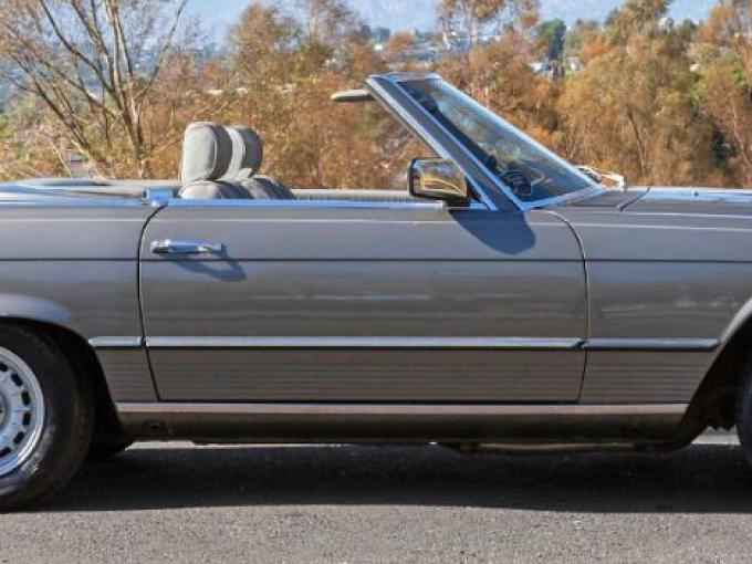 Mercedes-Benz SL 280 SL 4 places  de 1985