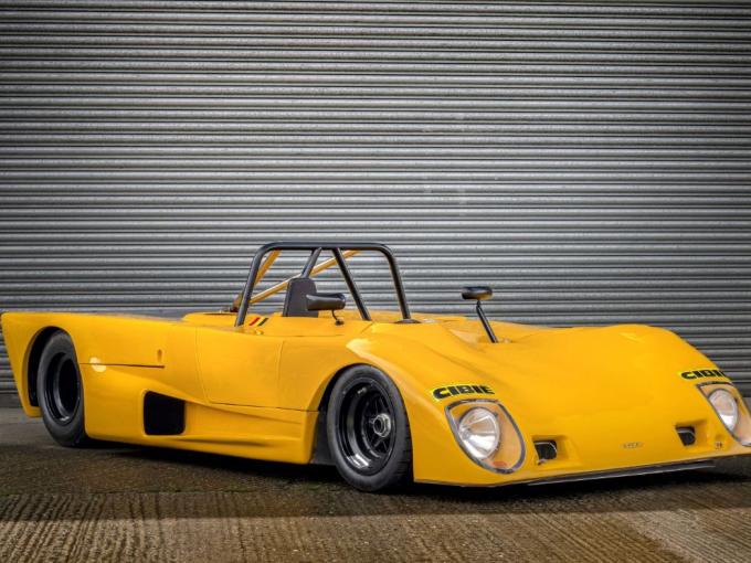 Proto/compétition Lola T290 HU17 de 1972