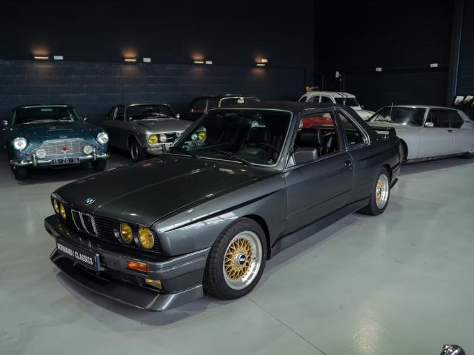 BMW Série 3 320i E30 Baur préparation Hartge  de 1985