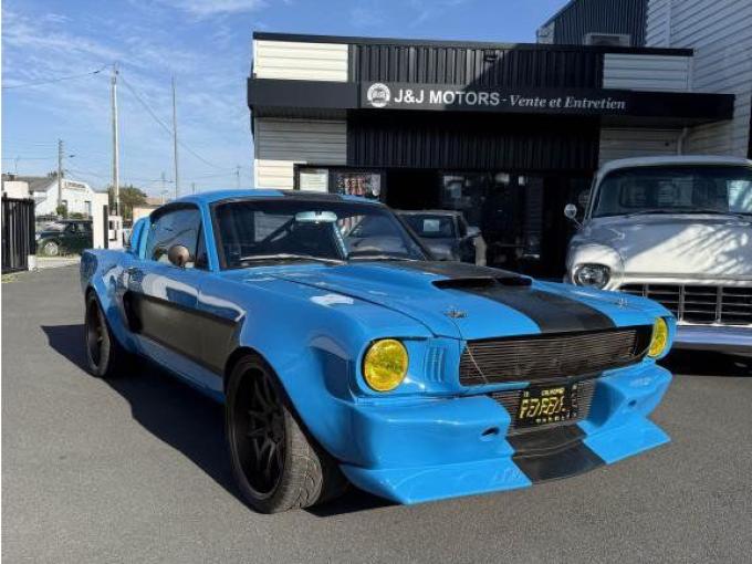 Ford Mustang Fastback Carrosserie élargie, moteur 351 réalésé de 1965