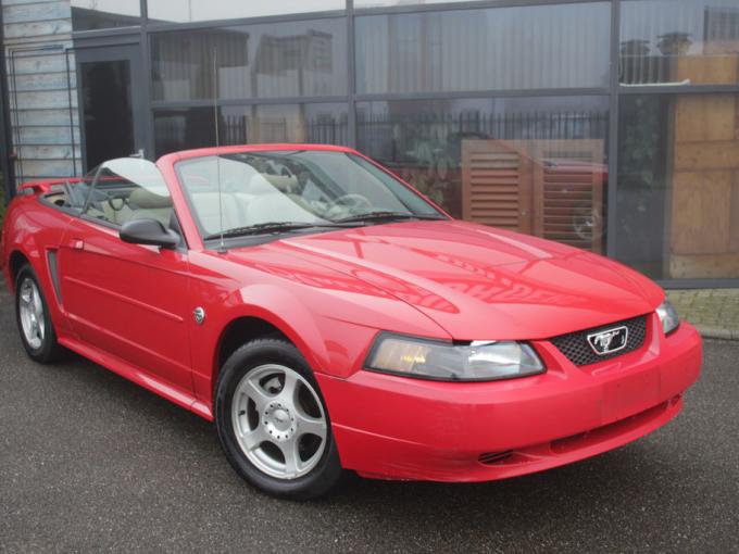 Ford Mustang V6 Cabriolet de 2005