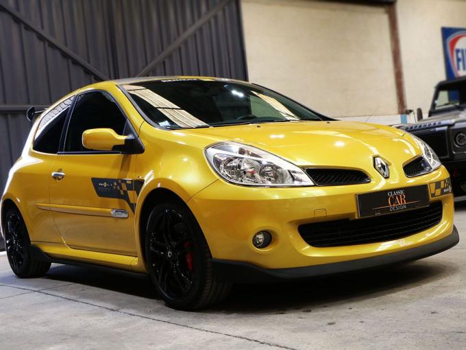 Renault Clio III RS F1 Team R27 de 2007