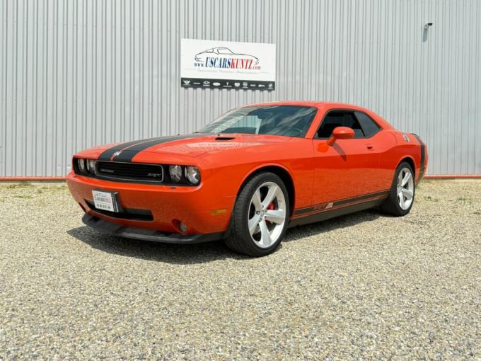Dodge Challenger SRT8 6.1L de 2011