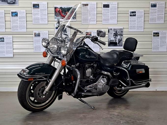 Moto Harley Davidson ROAD KING TOURING Type FLHRI de 1997