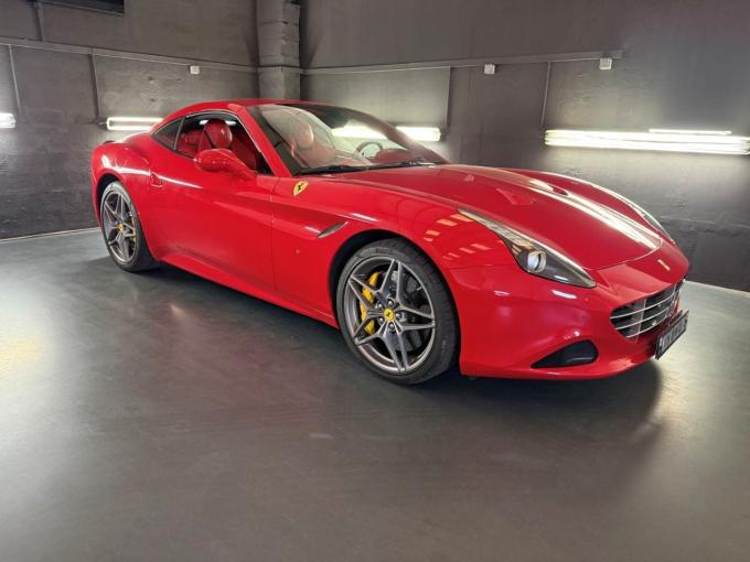 Ferrari California T 3.9 V8 560 de 2015