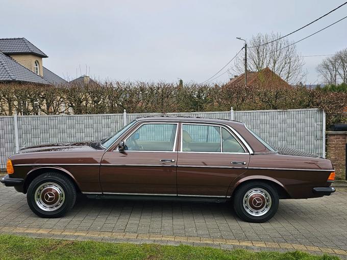 Mercedes-Benz 240 D W123 de 1984