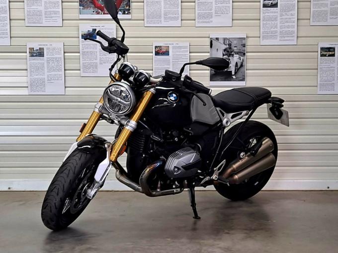 Moto BMW R1200 Nine T 1&egrave;re Main de 2023