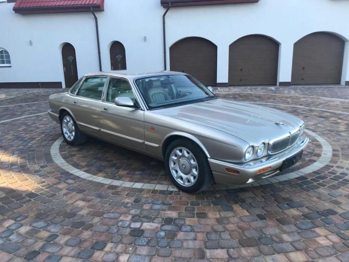 Jaguar Série - XJ Sovereign 4.0 V8 de 1998