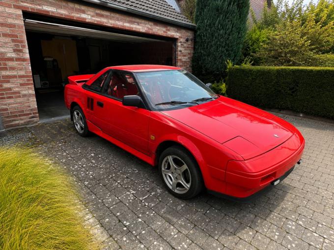Toyota MR1 Ancienne Voiture de comp&eacute;tition  de 1985