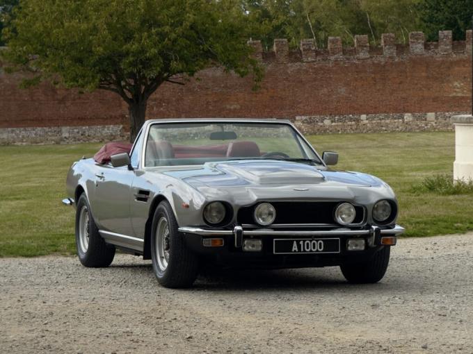 Aston Martin V8 Volante de 1986