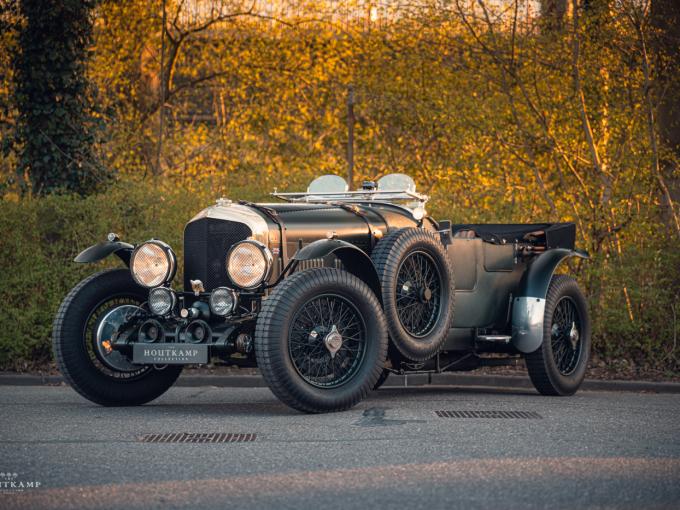 Bentley Speed Six Recreation by Racing Green de 1952