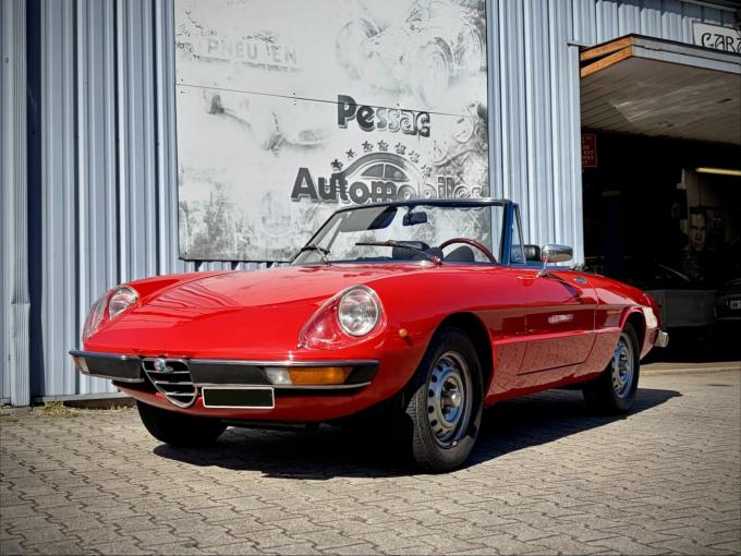 Alfa Roméo Spider 2000 de 1976