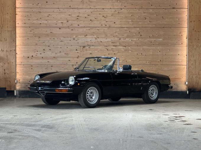 Alfa Roméo Spider 1300 de 1975