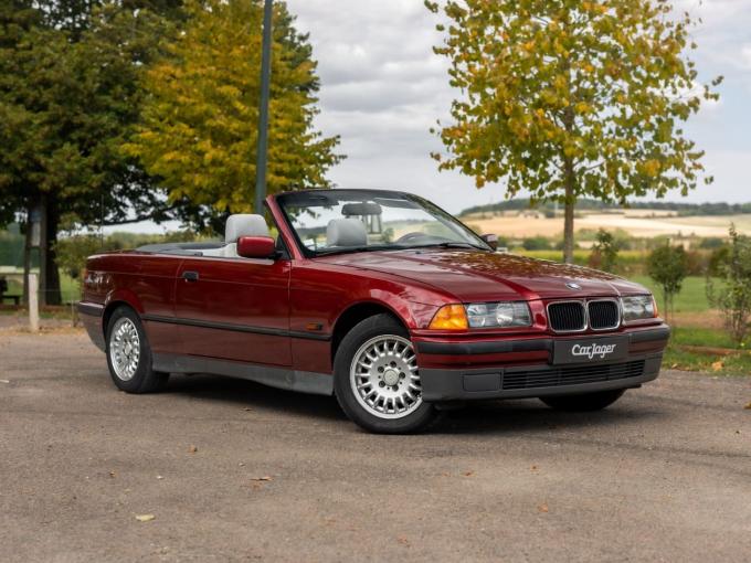 BMW Série 3 318i de 1995