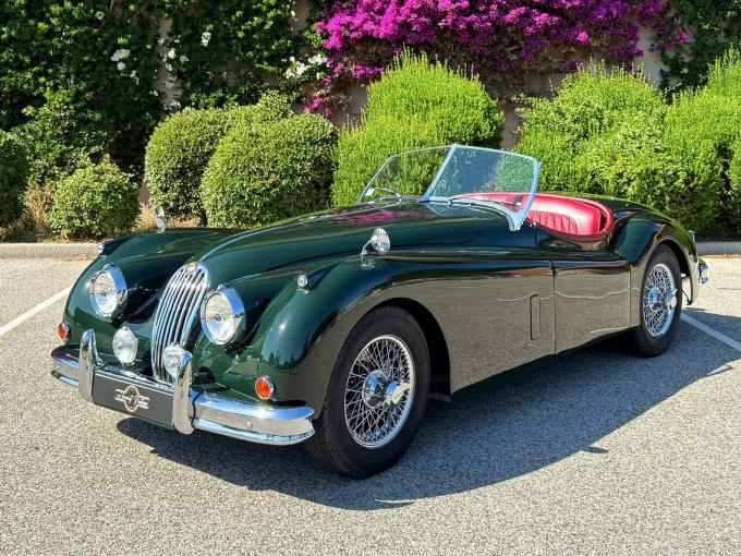 Jaguar Série - XK 140 OTS Roadster de 1955