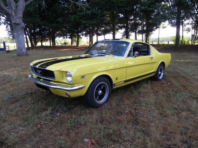 Ford Mustang V8 FASTBACK 1966 de 1966