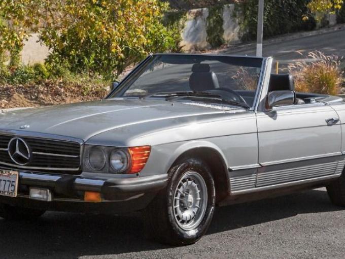 Mercedes-Benz SL 380 SL 4 PLACES de 1984