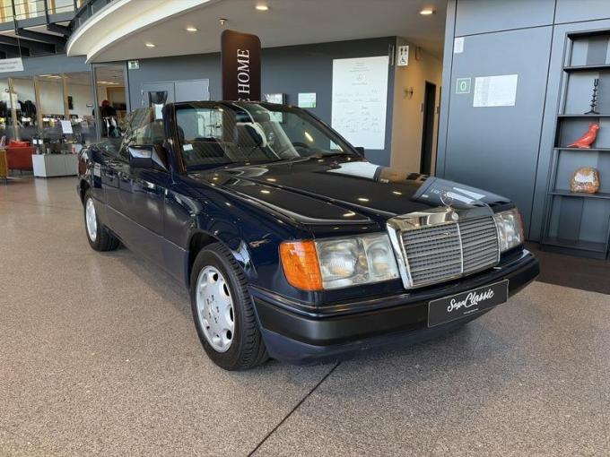 Mercedes-Benz CE 300 CE-24 Cabriolet de 1993