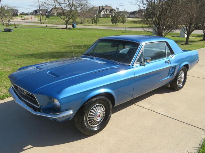Ford Mustang BOITE AUTO de 1967