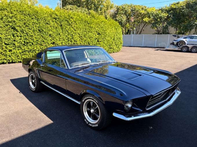 Ford Mustang V8 fastback de 1968