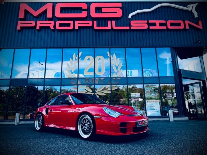 Porsche 996 Turbo look GT2 de 2000