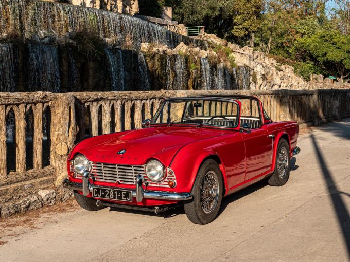 Triumph TR4 Surrey top de 1962