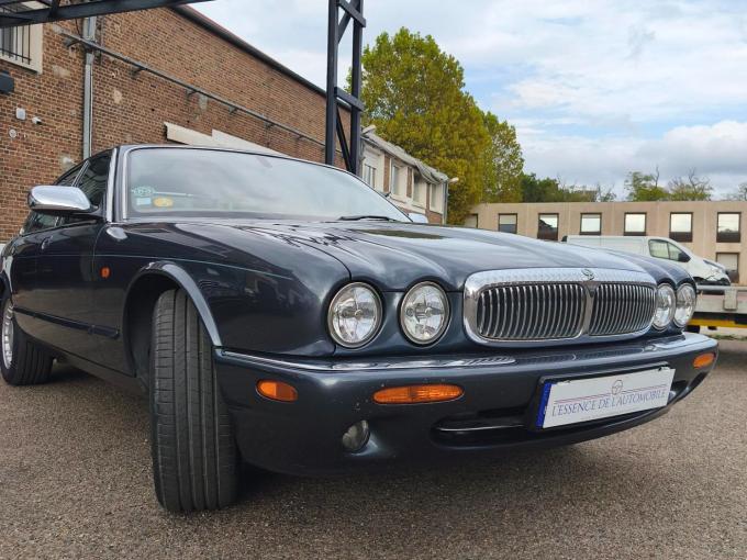 Daimler V8 x 308 de 2002
