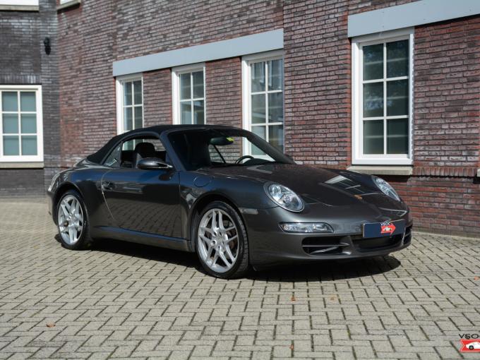 Porsche 997 Carrera 'Schiefergrau' - Manual and sport exhaust! de 2007