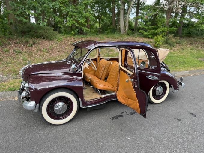 Renault 4 CV D&eacute;couvrable de 1956