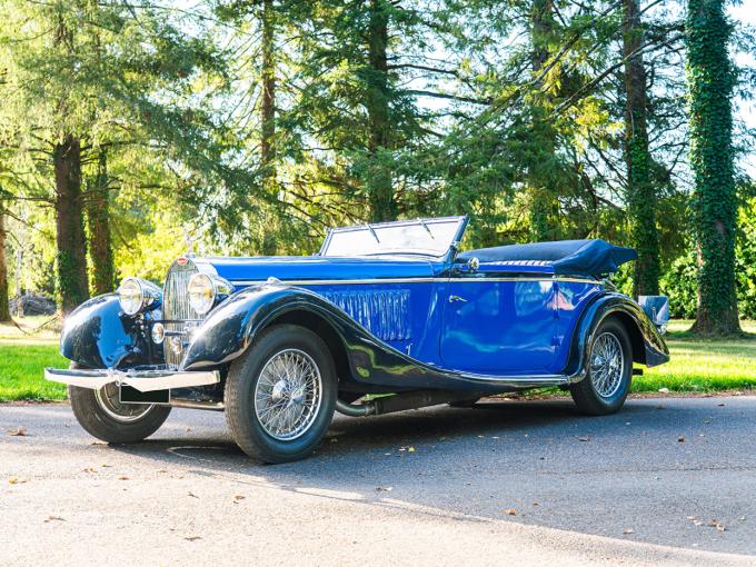 Bugatti Type 57  Cabriolet Dandy par Henri Chapron  de 1935