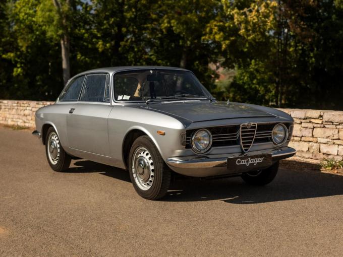 Alfa Roméo Giulia GT Veloce 1600 de 1967