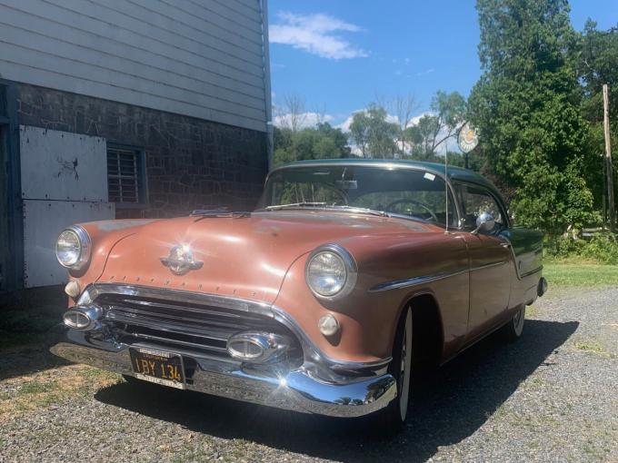 Oldsmobile 88 holiday coupe de 1954