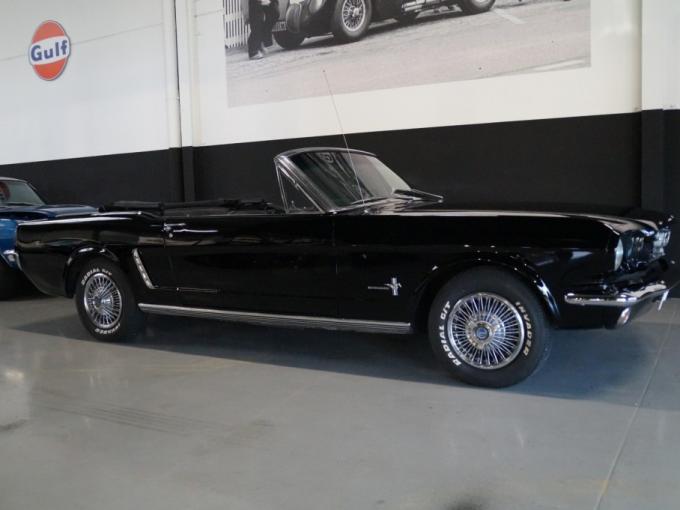 Ford Mustang V8 Convertible Triple Black EU de 1966