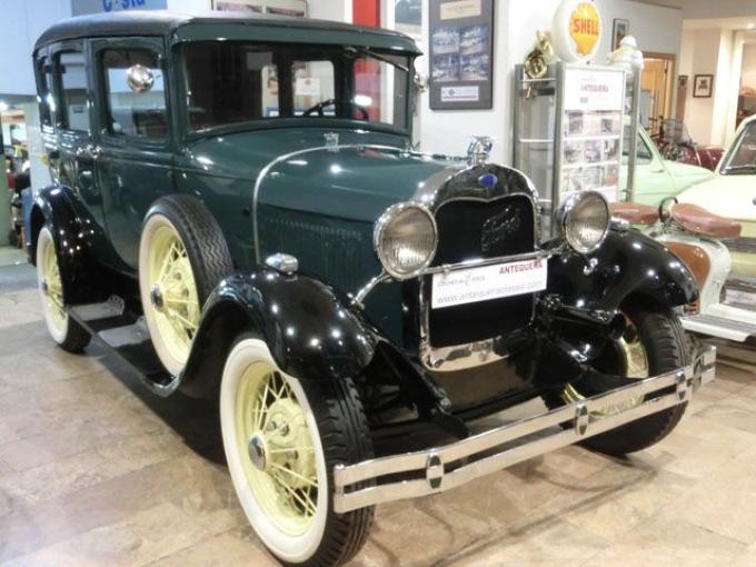Ford A TOWN SEDAN MURRAY de 1929