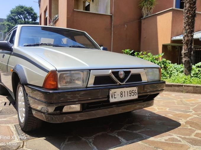 Alfa Roméo 75 1600 de 1990