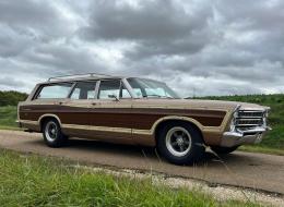 Ford Country Squire 289