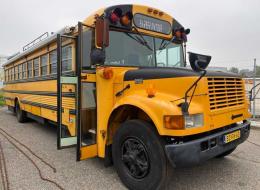 International  3800 DT466e  Schoolbus